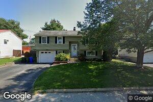35 Ellingwood St, Manchester, NH 03103