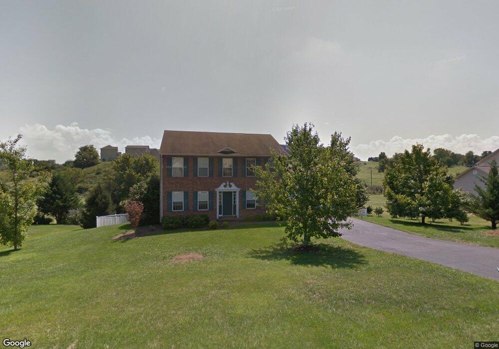 123 Kensington Dr, Fishersville, VA 22939 - photo 1