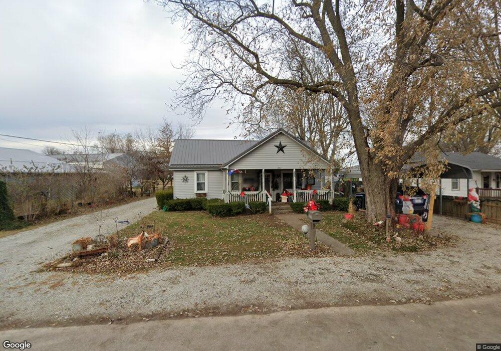 1207 King Ave, Seymour, IN 47274 - photo 1