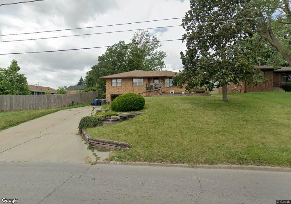 2022 South Union St, Des Moines, IA 50315 - photo 1