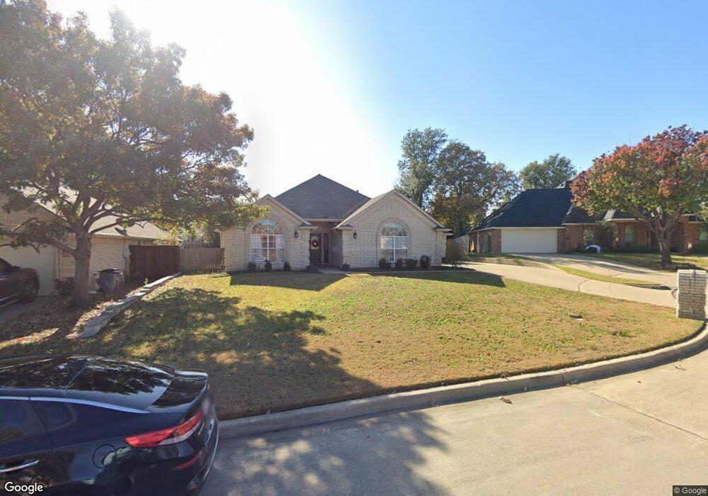 713 Highstar Ct, Hurst, TX 76054 - photo 1