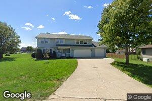 123 Landau Ct, Robins, IA 52328