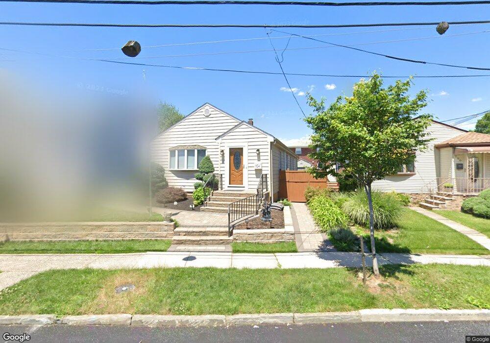 704 W Blancke St, Linden, NJ 07036 - photo 1