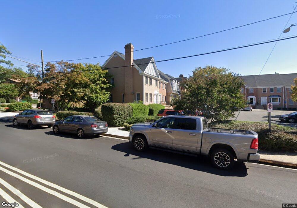 217C Locust St SE unit E, Vienna, VA 22180 - photo 1