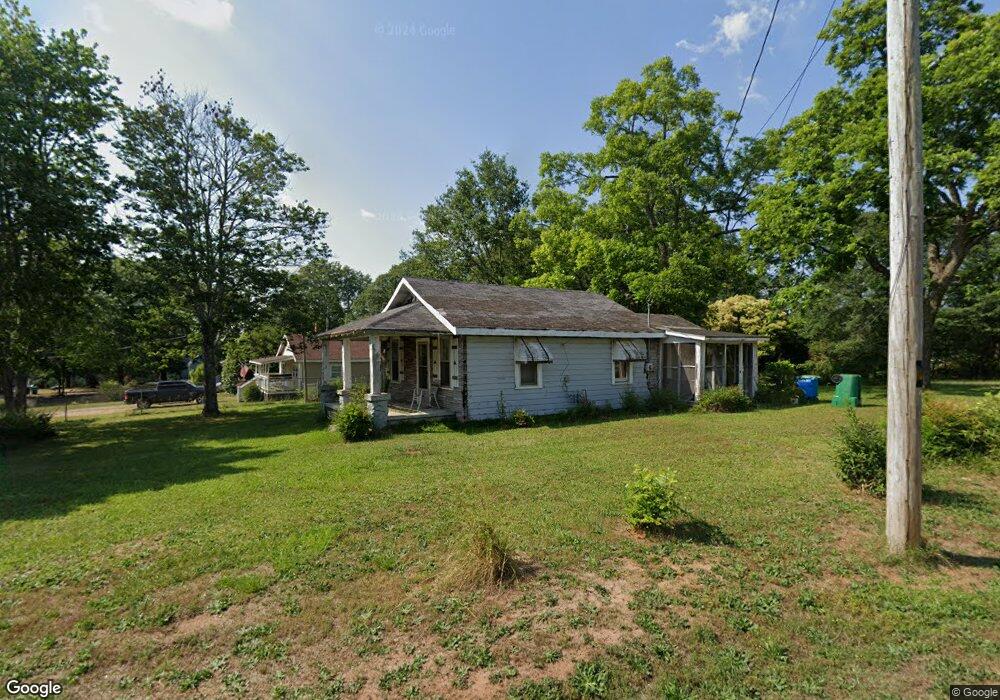 467 Spring St, Commerce, GA 30529 - photo 1