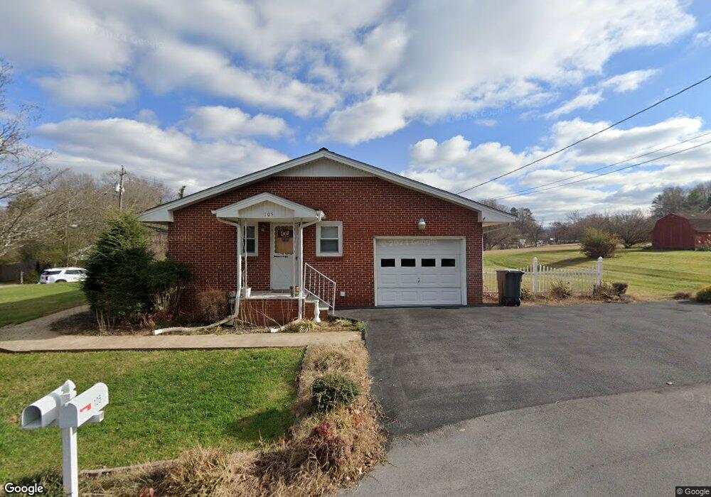 105 Brookdale Dr, Johnson City, TN 37601 - photo 1