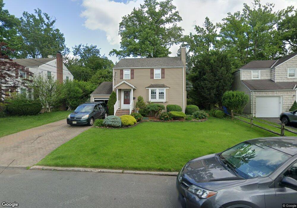 10 Colonial Rd, Tenafly, NJ 07670 - photo 1