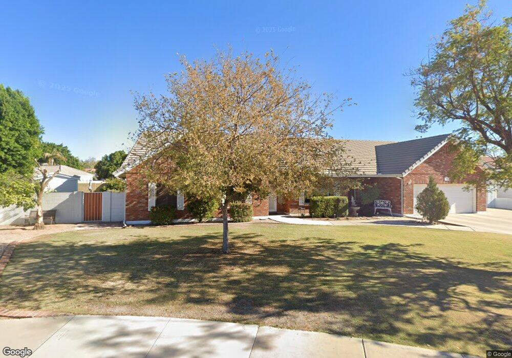 821 N Parkcrest Cir, Mesa, AZ 85205 - photo 1