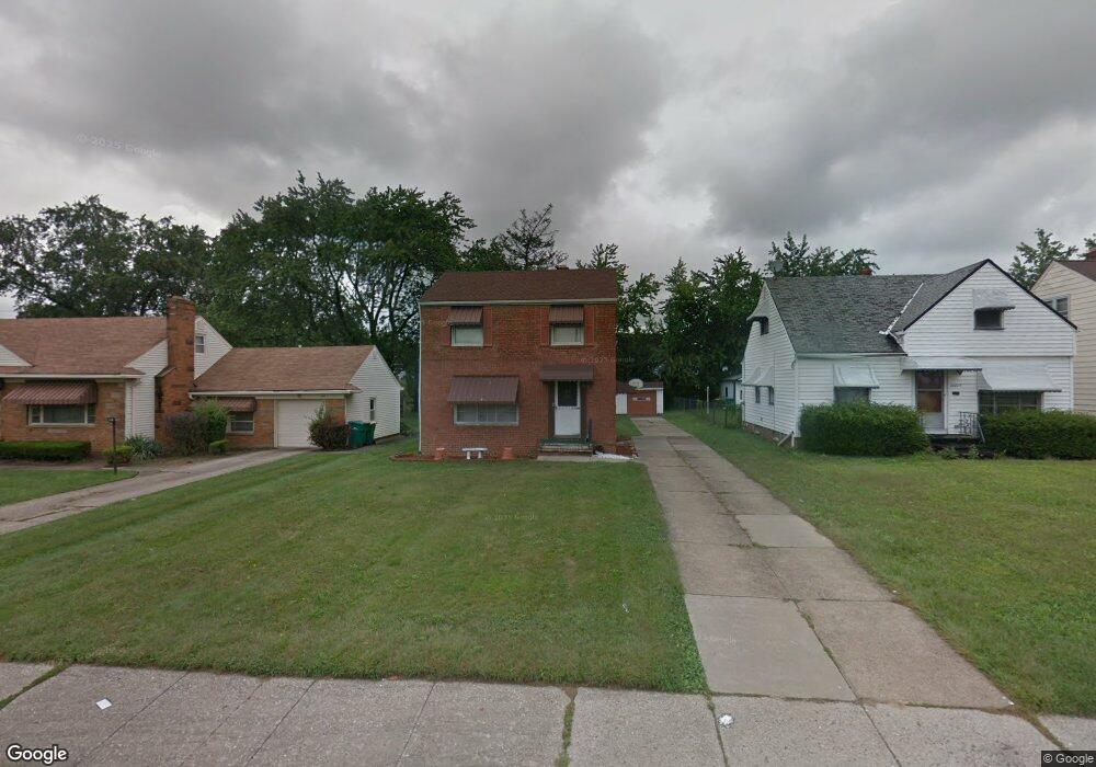 19919 Libby Rd, Maple Heights, OH 44137 - photo 1