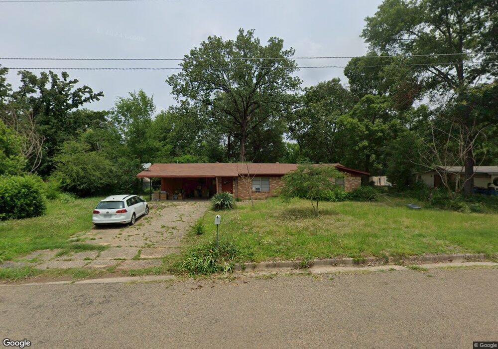 2055 Laura Ln, Longview, TX 75601 - photo 1