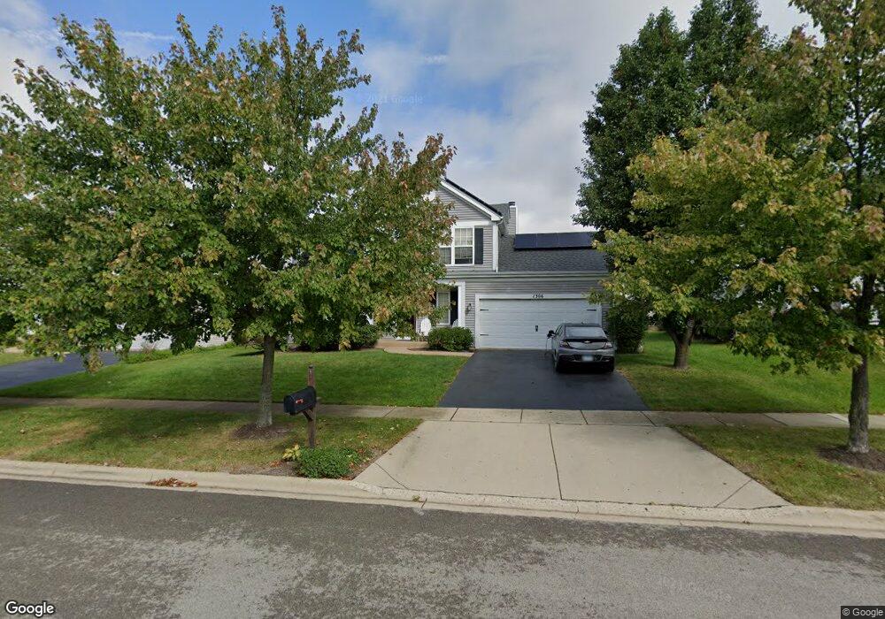 1306 York Dr, Carpentersville, IL 60110 - photo 1