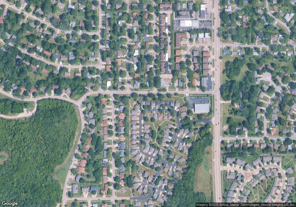 3538 SW Willow Brook Ln, Topeka, KS 66614 - photo 1