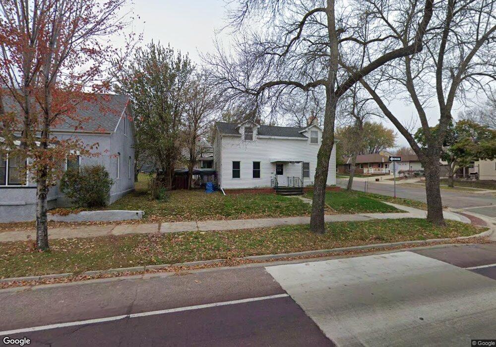 527 N Broadway St, New Ulm, MN 56073 - photo 1