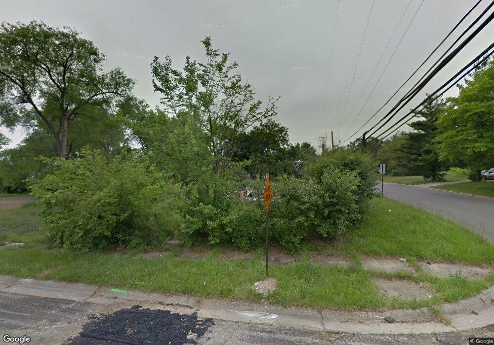 1002 E Ruth Ave, Flint, MI 48505 - photo 1