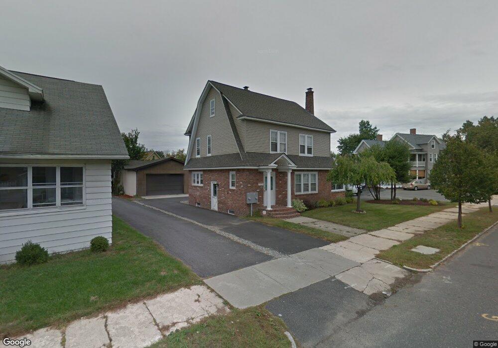 20 Alberta St, Springfield, MA 01108 - photo 1