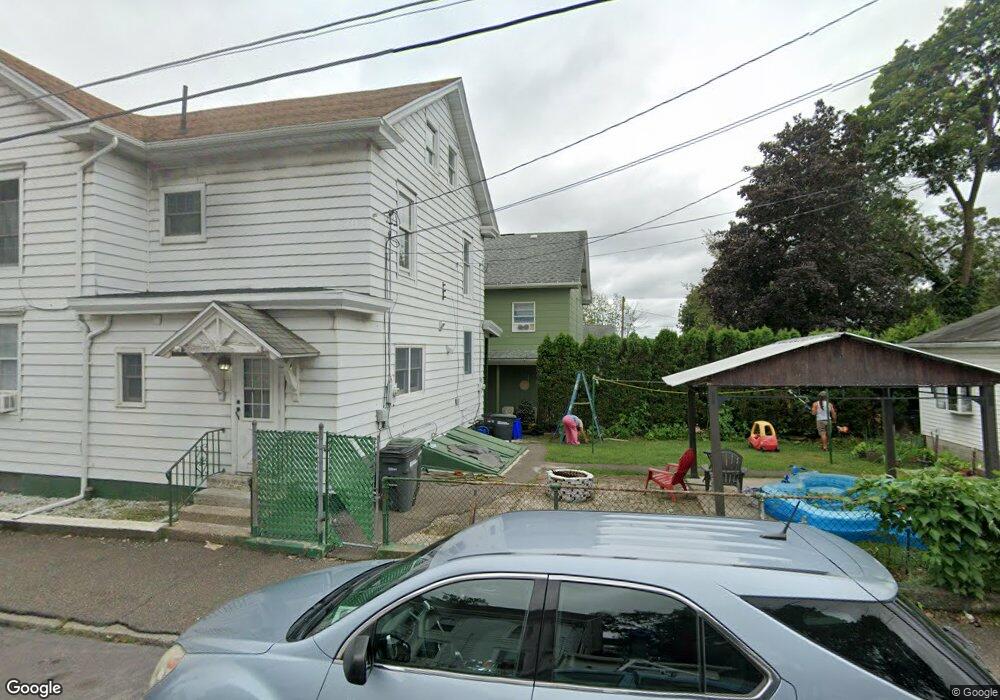 524 N Laurel St, Hazleton, PA 18201 - photo 1