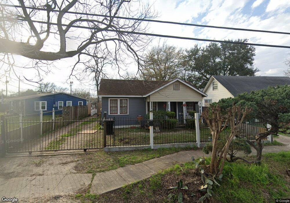 3901 Beggs St, Houston, TX 77009 - photo 1