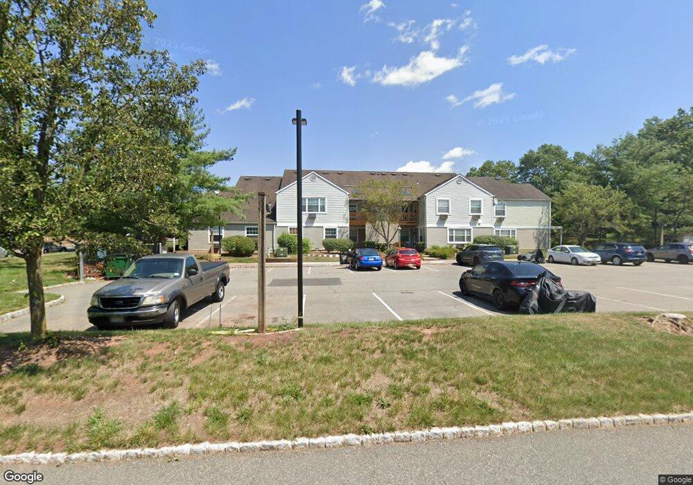 77 Cain Ct, Bridgewater, NJ 08807 - photo 1