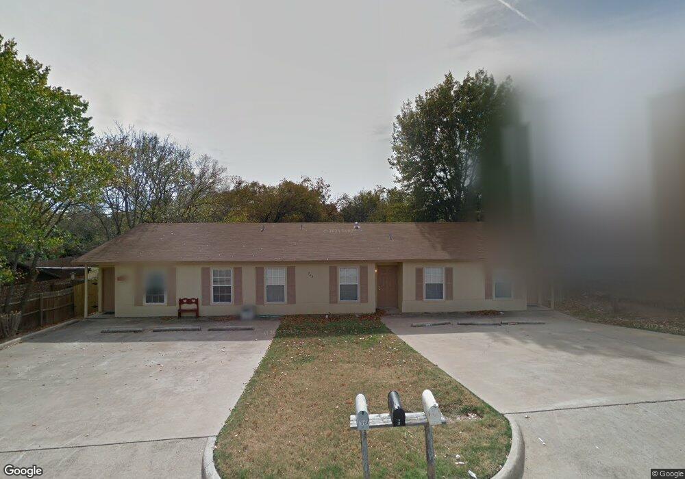 705 North St, Weatherford, TX 76086 - photo 1