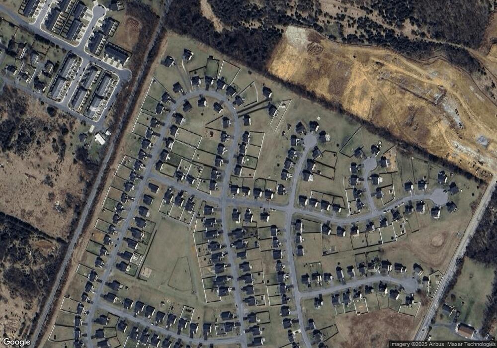 8 Switchgrass Ct, Bunker Hill, WV 25413 - photo 1