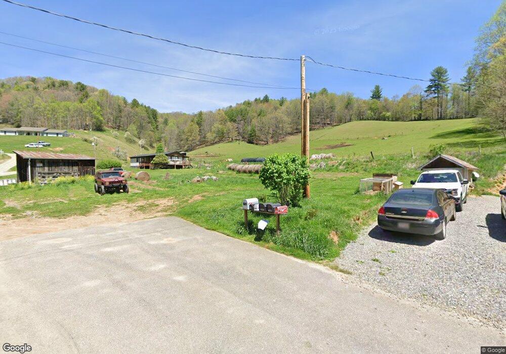 441 Deacon Rd, Burnsville, NC 28714 - photo 1