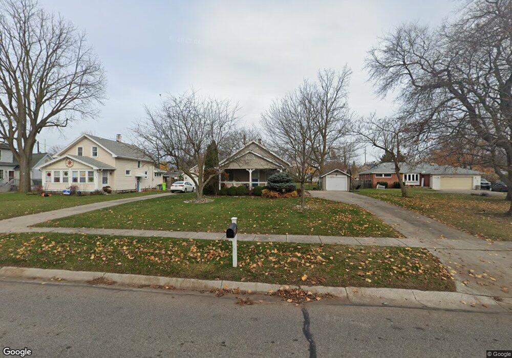 2222 Riverside Dr, Port Huron, MI 48060 - photo 1