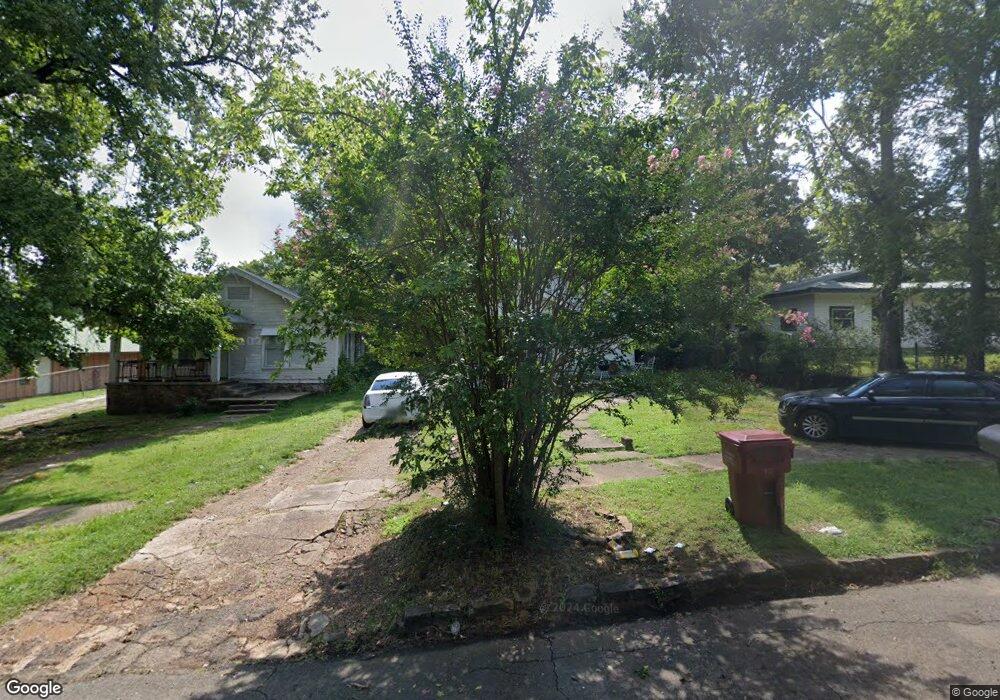 507 S 4th St, Hugo, OK 74743 - photo 1