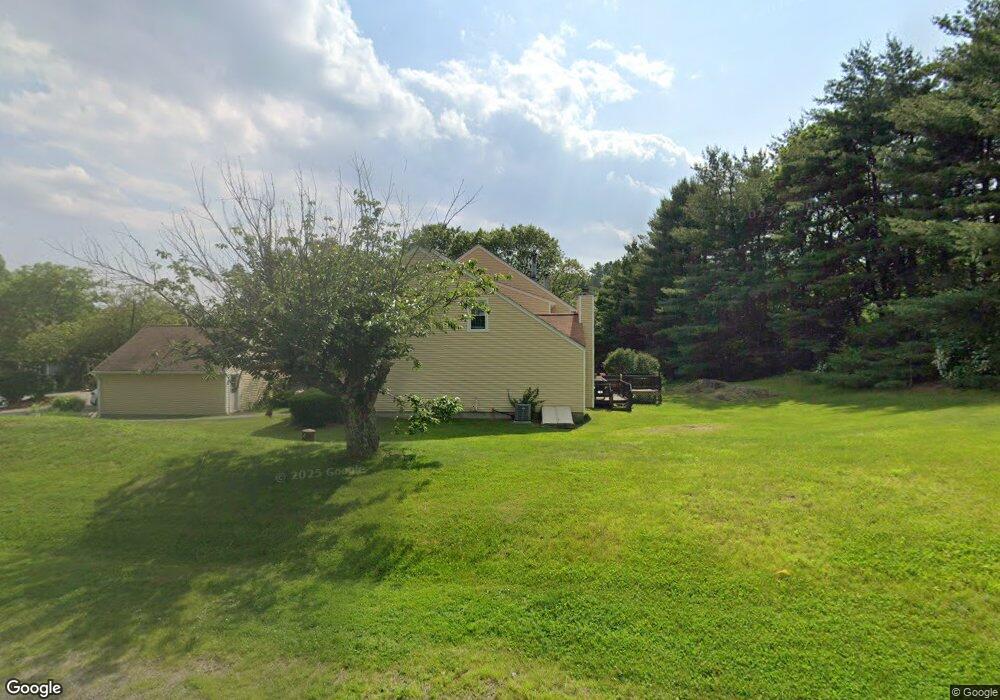 206 Winding Pond Rd unit 206, Londonderry, NH 03053 - photo 1