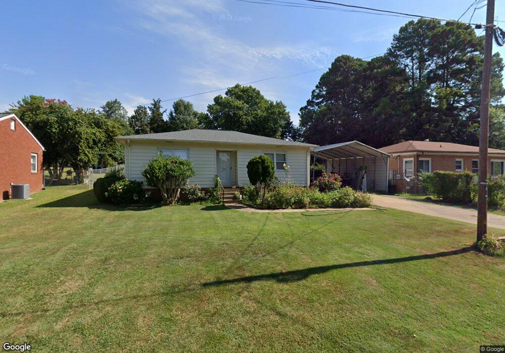 325 Greenlawn Dr, Asheboro, NC 27203 - photo 1