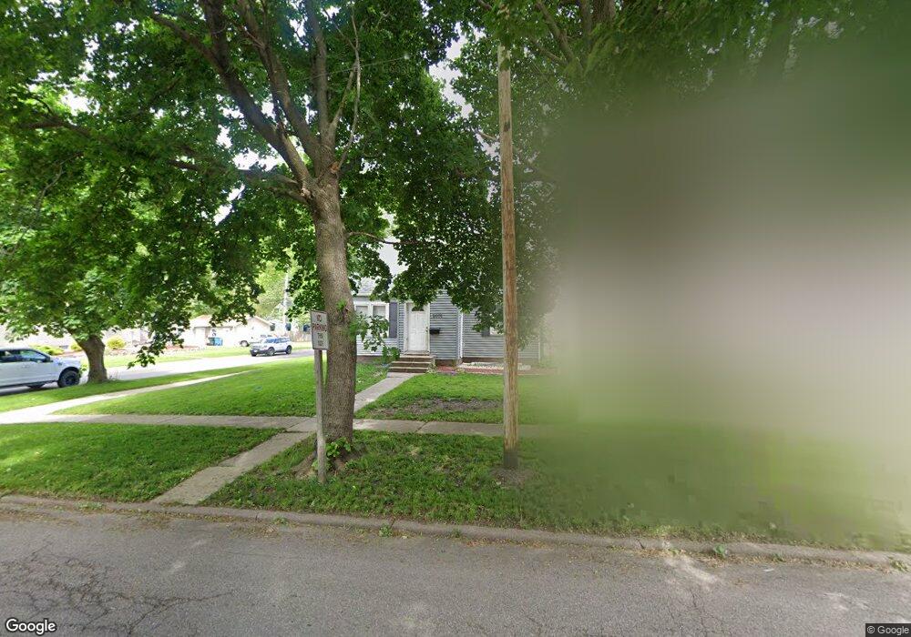 2001 W 7th St, Waterloo, IA 50702 - photo 1