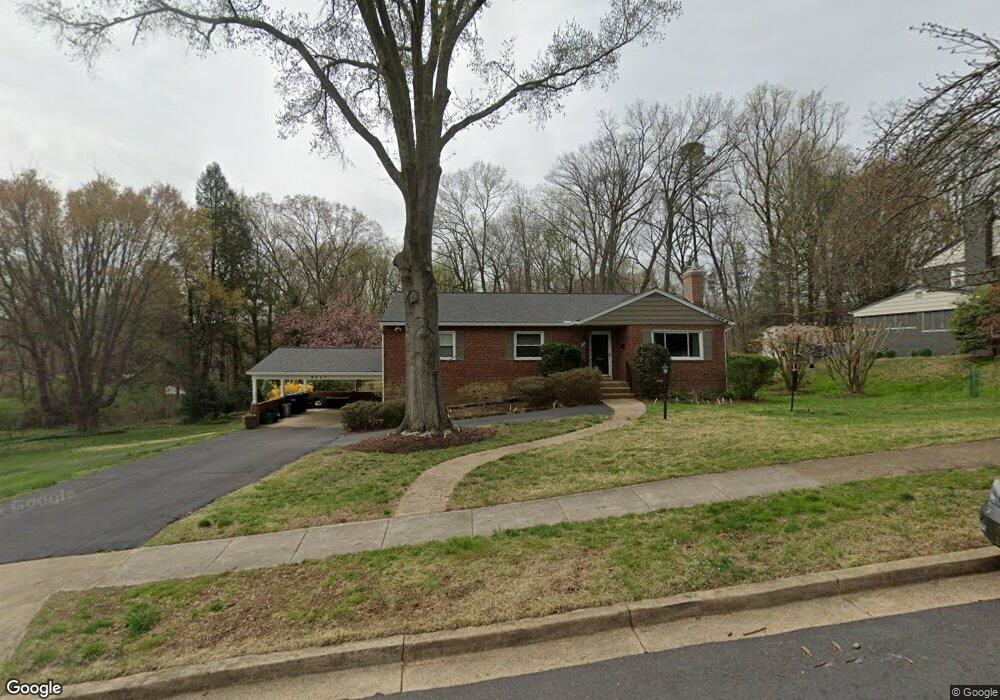 6317 Hillsborough Dr, Falls Church, VA 22044 - photo 1