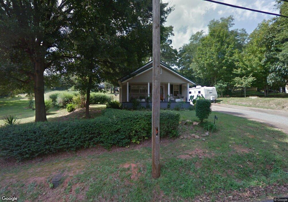 198 Spring St, Commerce, GA 30529 - photo 1