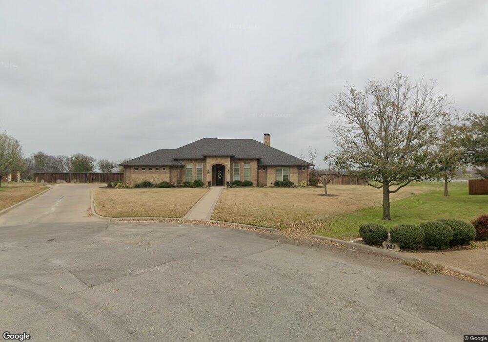 700 Meadow Dr, Corsicana, TX 75110 - photo 1