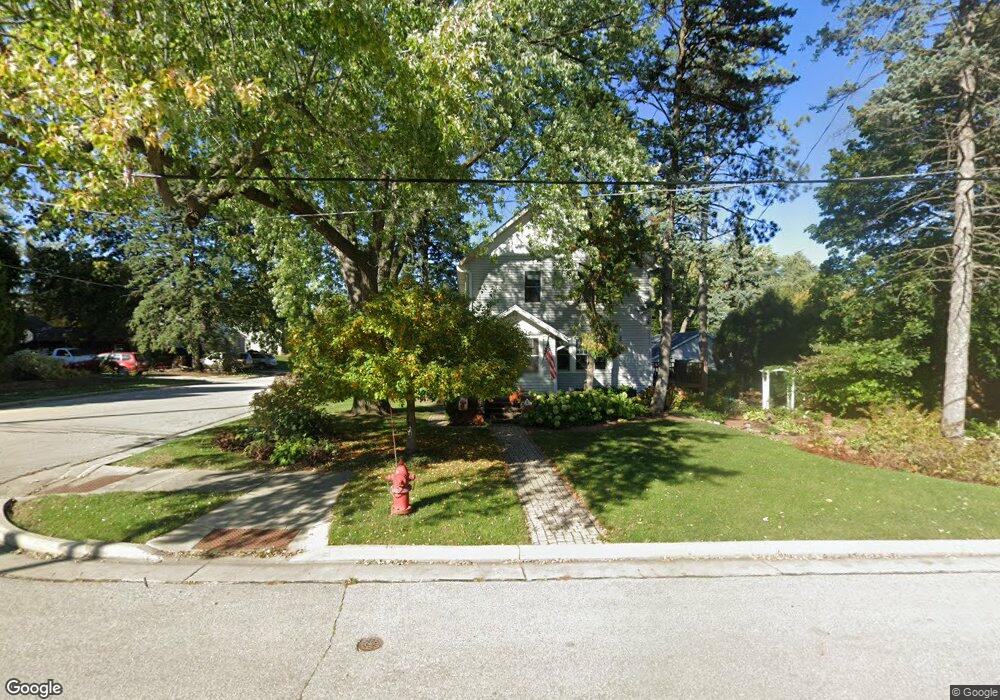 N90W16758 Pershing Ave, Menomonee Falls, WI 53051 - photo 1