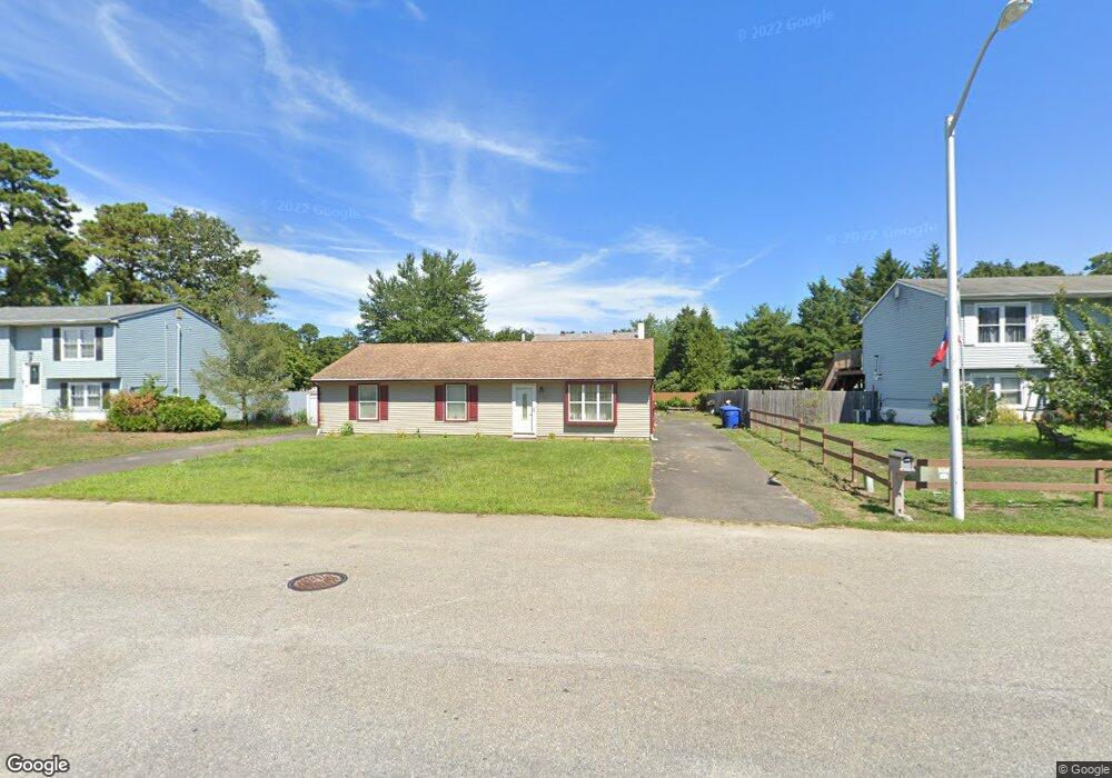 423 Cherokee Dr, Browns Mills, NJ 08015 - photo 1