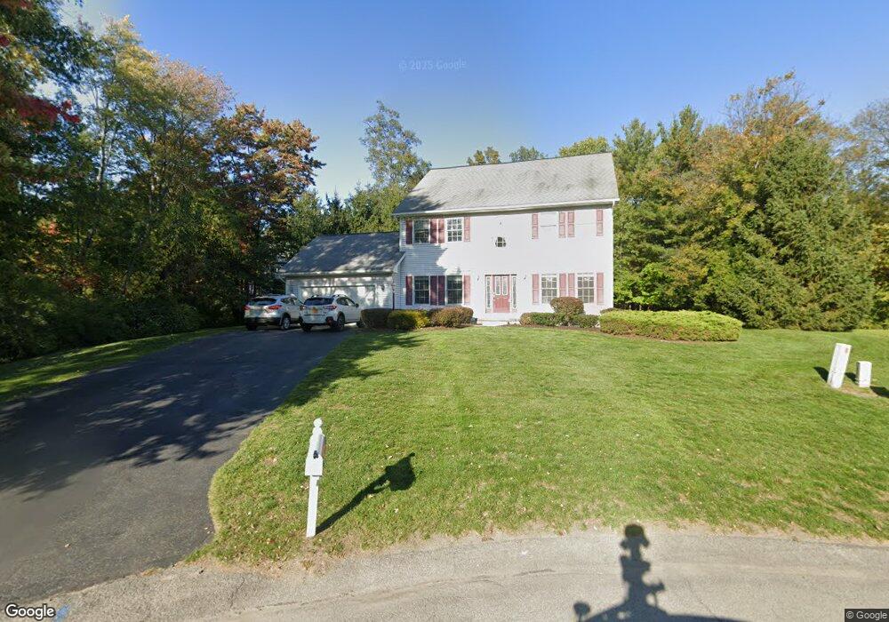 5 Oakline Ct, Schenectady, NY 12309 - photo 1