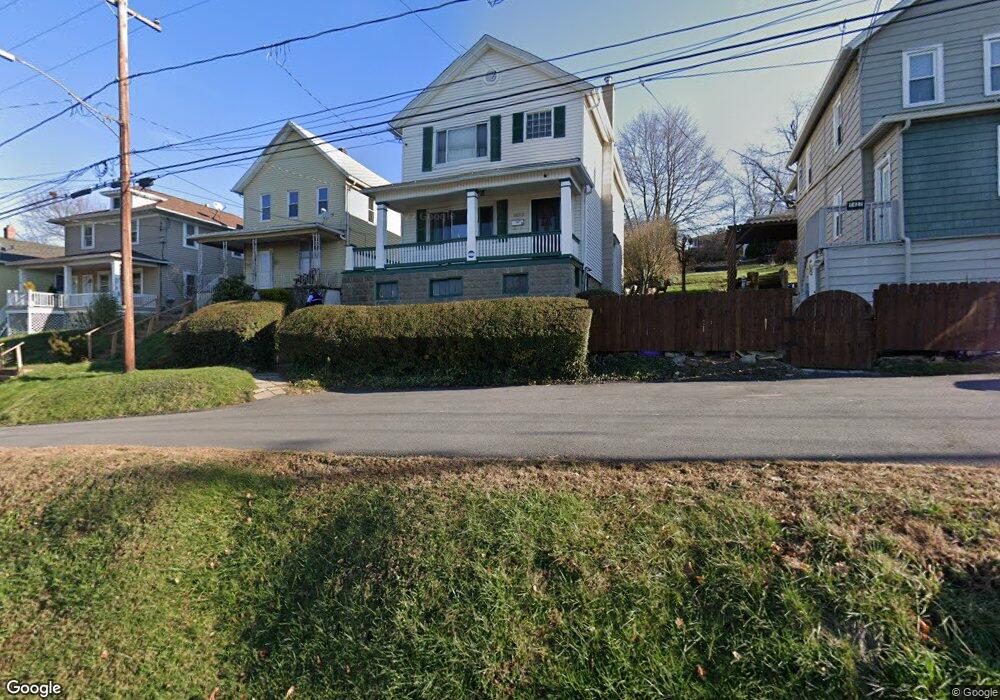 1423 S Irving Ave, Scranton, PA 18505 - photo 1