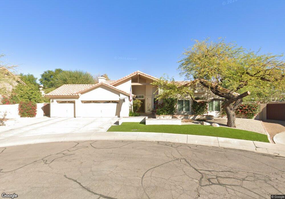 284 E Dawn Dr, Tempe, AZ 85284 - photo 1