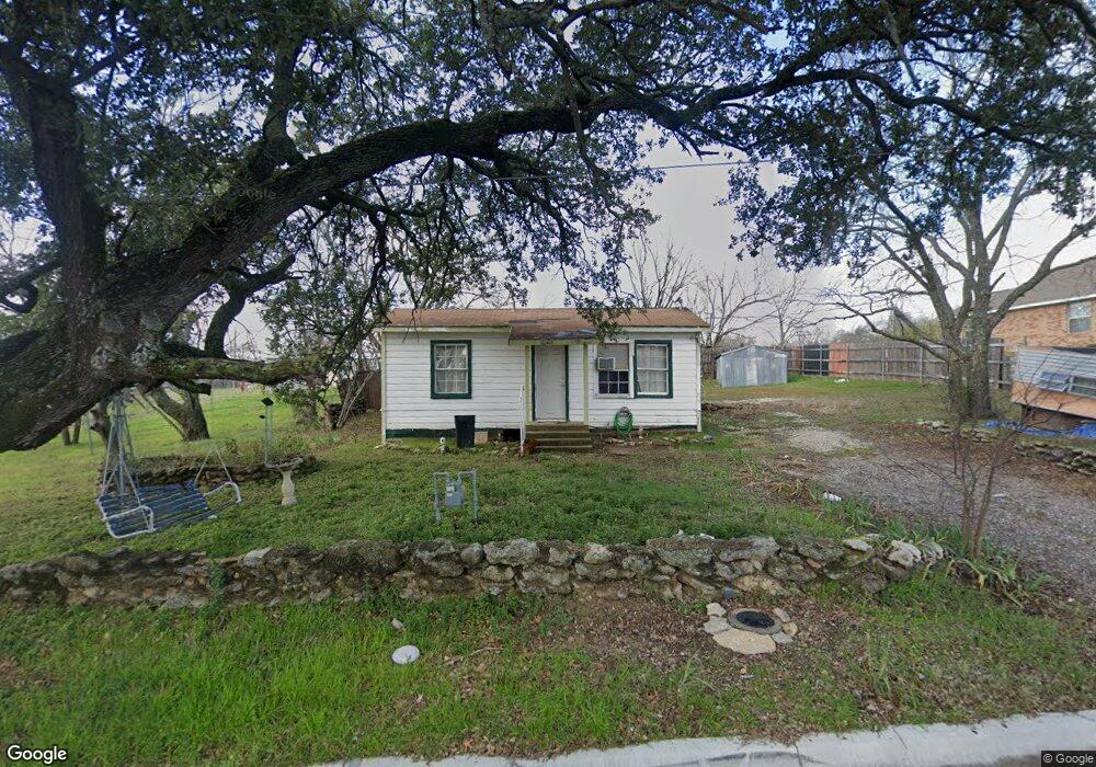 1303 Liberty St, Weatherford, TX 76086 - photo 1