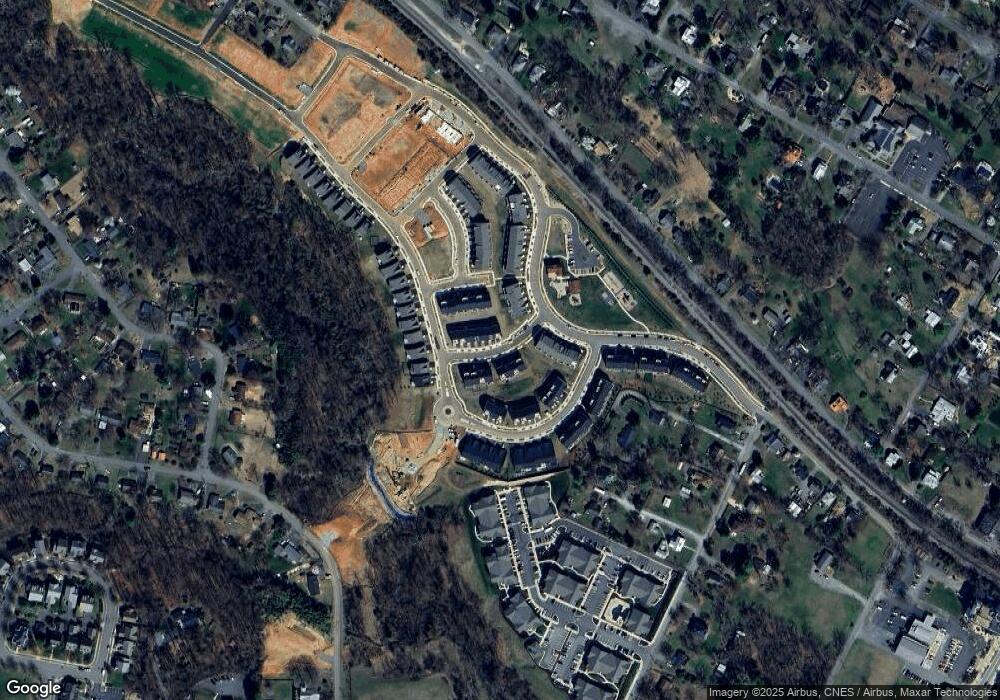 28 Dupree St, Crozet, VA 22932 - photo 1