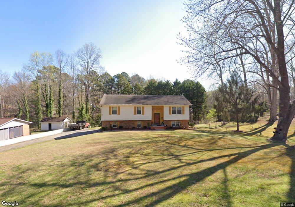 908 N Garden Ave, Siler City, NC 27344 - photo 1