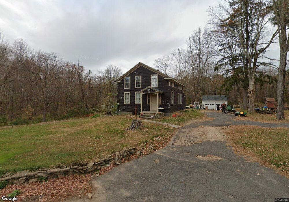 204 Pickerel Lake Rd, Colchester, CT 06415 - photo 1