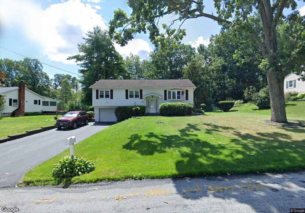 8 Queens Way, Newburgh, NY 12550 - photo 1