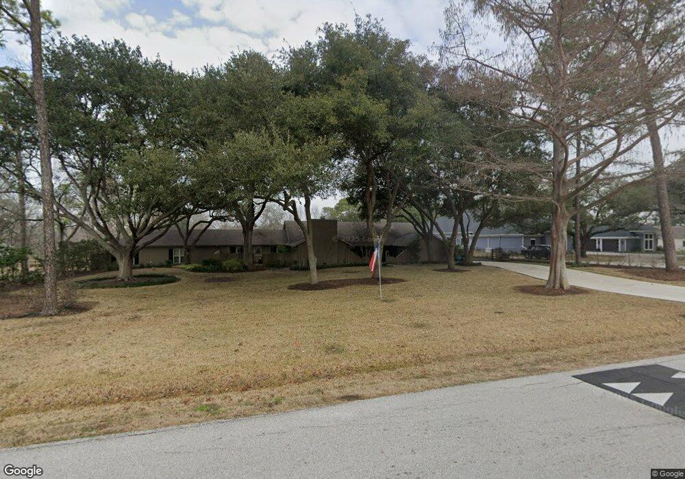 304 Hillcrest Dr, Richmond, TX 77469 - photo 1