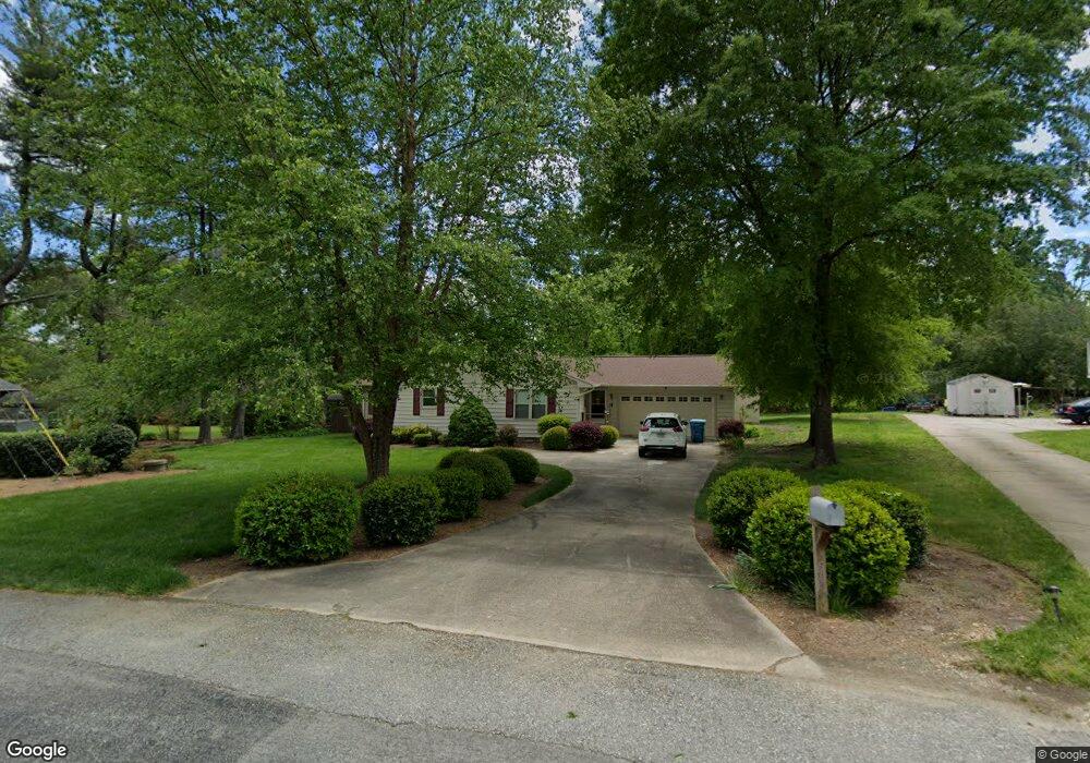 5503 Graymont Dr, Greensboro, NC 27407 - photo 1