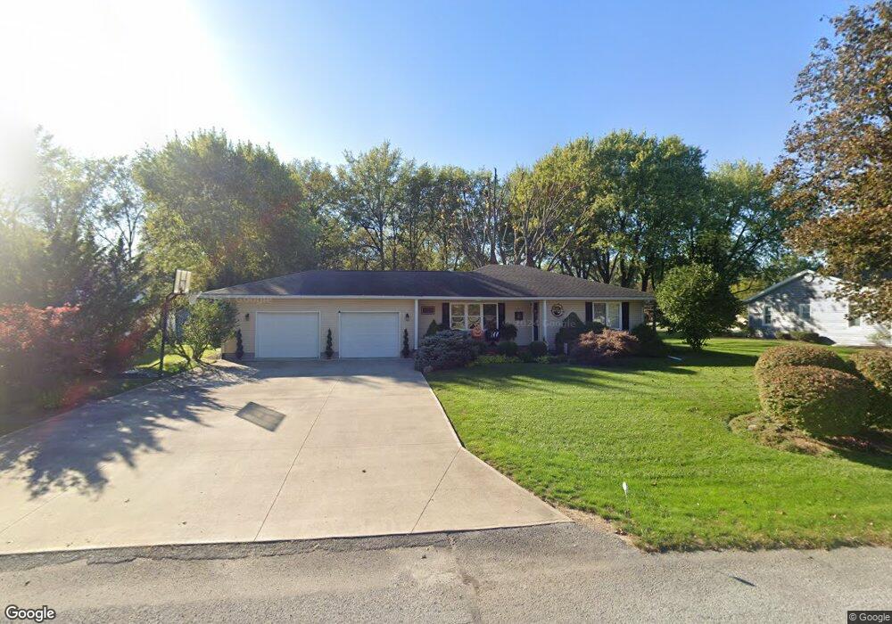 4304 Poinsettia Dr, Lima, OH 45806 - photo 1