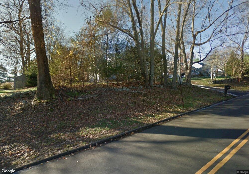 119 Ridgecrest Rd, Stamford, CT 06903 - photo 1