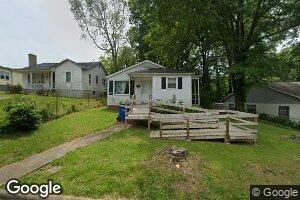 221 3rd Avenue Ct SW, Hickory, NC 28602