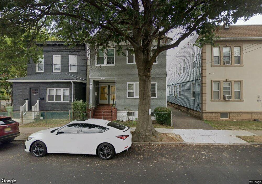 906 Chandler Ave, Linden, NJ 07036 - photo 1