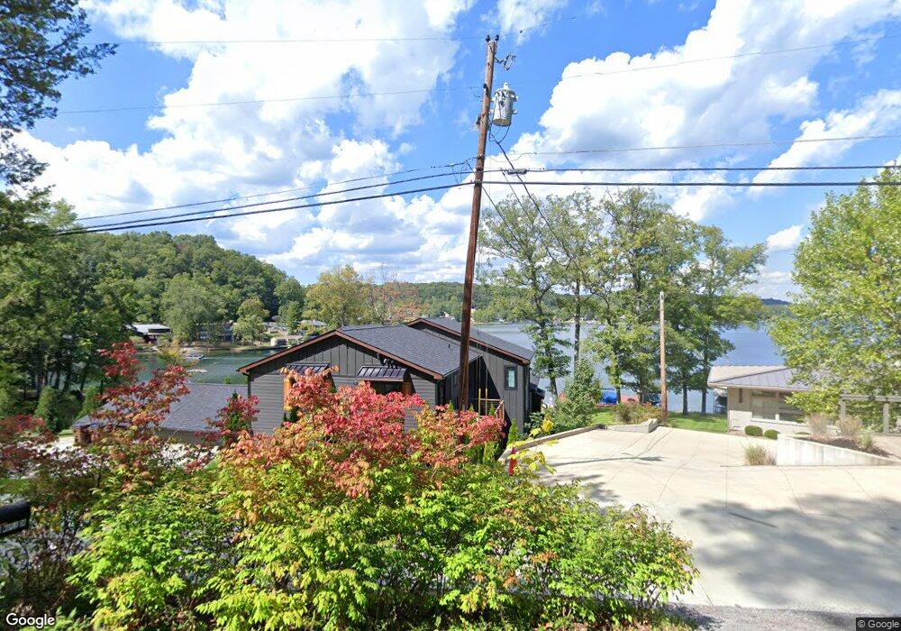 11630 W Maple Dr, Columbus, IN 47201 - photo 1